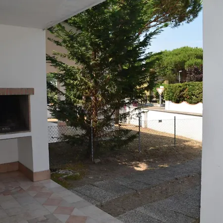 Holiday home Cozy Holiday Home In Lido Di Volano Near Sea Lido di Volano