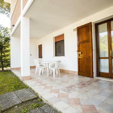 Holiday home Cozy Holiday Home In Lido Di Volano Near Sea Lido di Volano