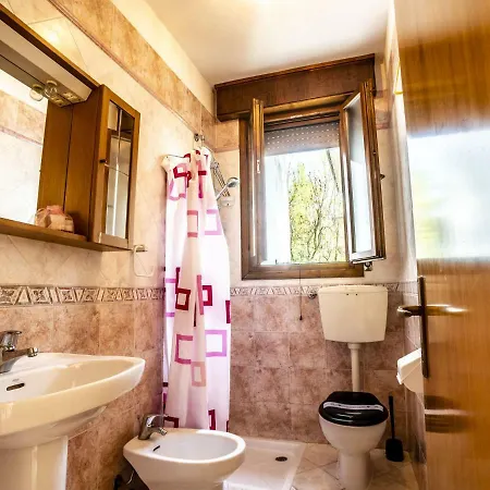 Cozy Holiday Home In Lido Di Volano Near Sea