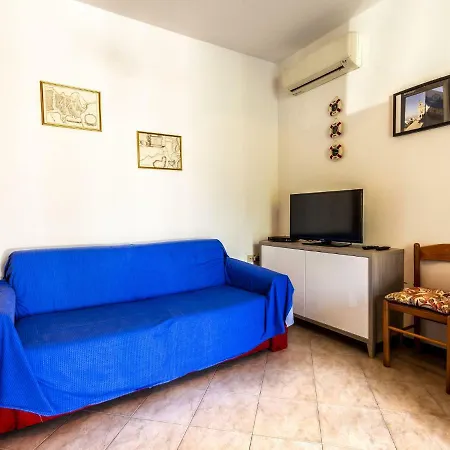 Cozy Holiday Home In Lido Di Volano Near Sea * Lido di Volano